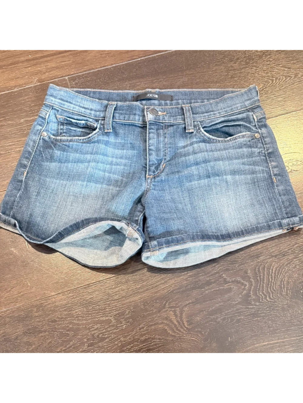 Joe’s Jeans Women’s Denim Shorts Size 27 Cuffed Hem 1525